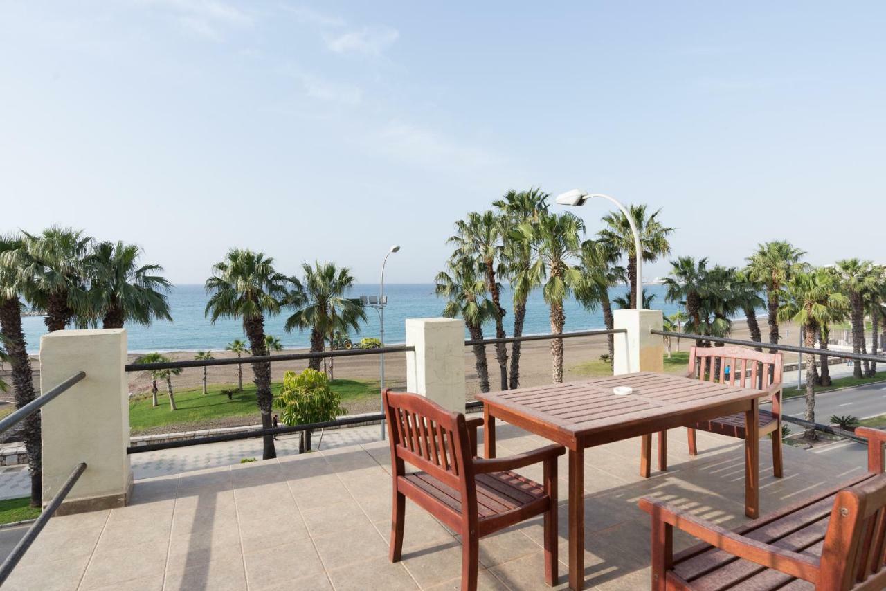 Loft Con Gran Terraza En Primera Linea De Playa 马拉加 外观 照片